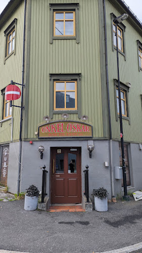 Onkel Oskar Sandnessjøen - Gastronomi og hotellvirksomhet