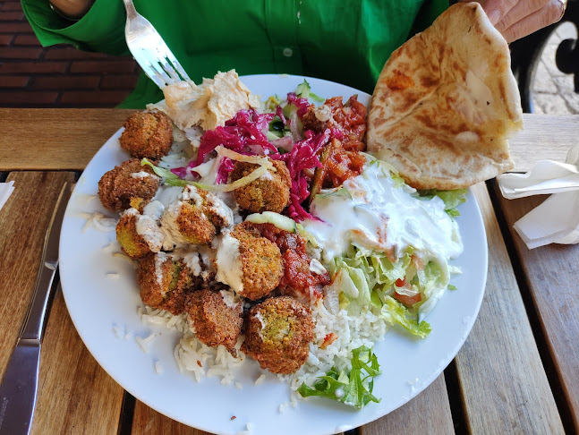 Carmel grill - Gastronomi og hotellvirksomhet