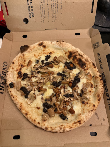 Casa Inferno - Gastronomi og hotellvirksomhet