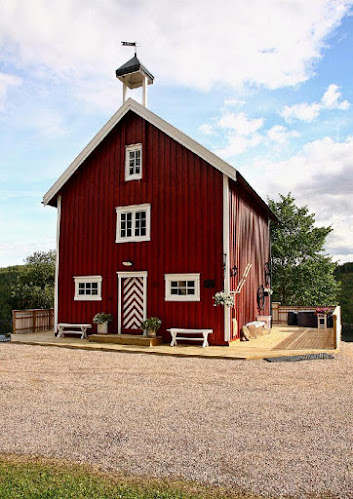 Opinii despre Sundbygd Gård în Malm - Gastronomi og hotellvirksomhet