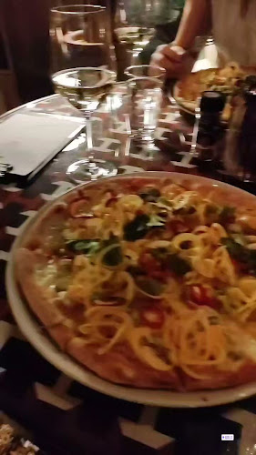 Teatro Terrasse - Gastronomi og hotellvirksomhet