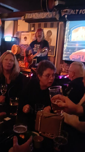 Comentarii opinii despre Madame Aase Pub