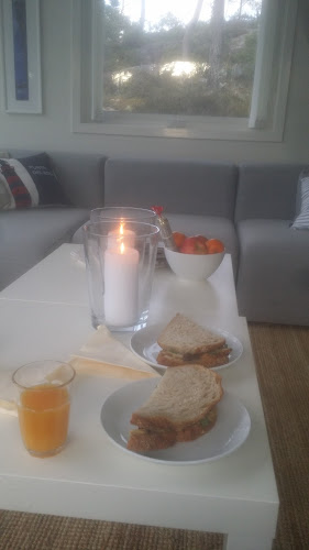 Opinii despre Preikestolen Lefsebakeri în Jørpeland - Gastronomi og hotellvirksomhet