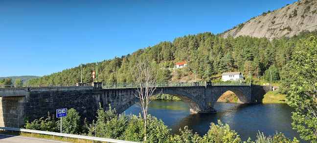 Comentarii opinii despre Åmli bakeri og Kafe AS