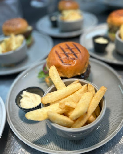 Opinii despre Brasseriet Madame Blom în Skien - Gastronomi og hotellvirksomhet