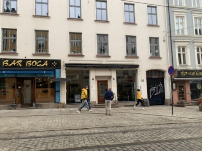 Opinii despre Diamonds, Fur Coat, Champagne în Oslo - Gastronomi og hotellvirksomhet