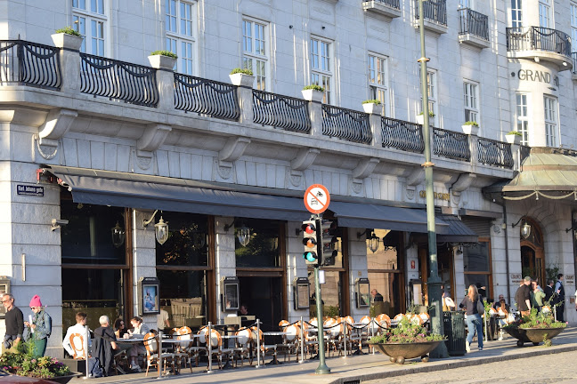 Comentarii opinii despre Grand Cafe