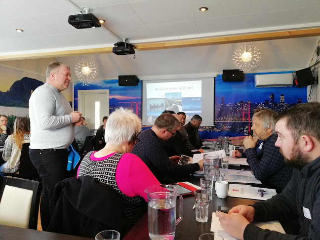 Comentarii opinii despre Klakkskjæret pub og restaurant AS