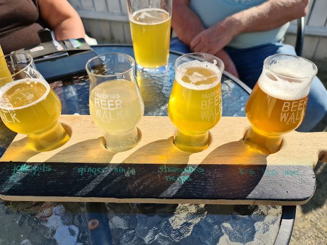 13 Humler / Bar - Skudeneshavn