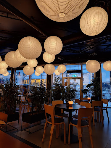 Sabrura Sticks & Sushi Nerstranda - Gastronomi og hotellvirksomhet