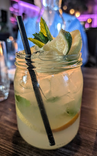 Comentarii opinii despre MM Café & Bar