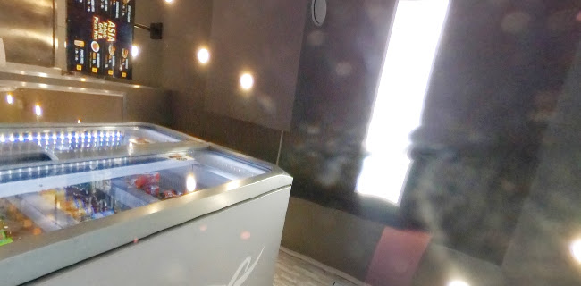 Comentarii opinii despre Asia Kebab Grill og Pizza Hus