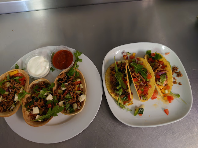 Opinii despre Kafé Centrum în Mosjøen - Gastronomi og hotellvirksomhet