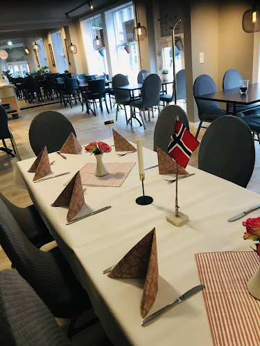 Hong Kong Restaurant Arendal - Gastronomi og hotellvirksomhet