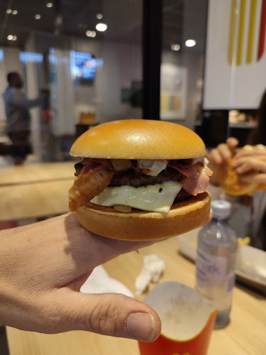 Comentarii opinii despre McDonald's Morenen