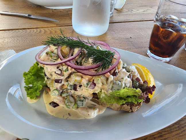 TT-Beach - Gastronomi og hotellvirksomhet