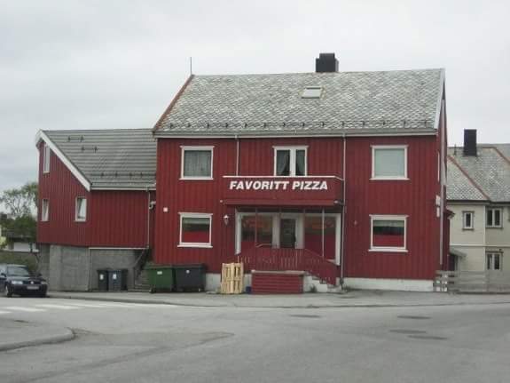 Comentarii opinii despre Favoritt Pizza og Grill AS