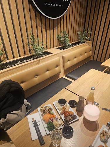 Sabrura Sticks & Sushi Nerstranda - Gastronomi og hotellvirksomhet