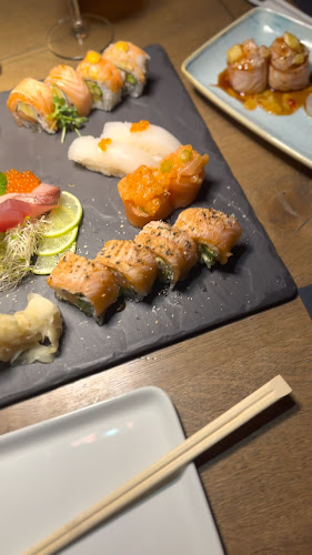 Opinii despre Rå Sushi & Bar în Tromsø - Gastronomi og hotellvirksomhet