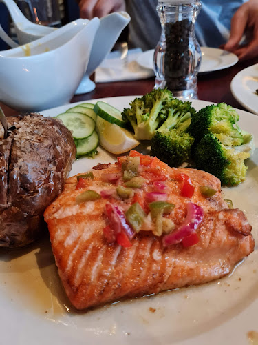 Hereford Steakhouse - Gastronomi og hotellvirksomhet