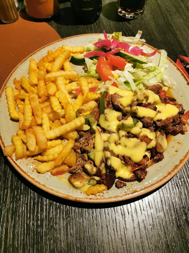 Mama Rosa Mo i Rana - Gastronomi og hotellvirksomhet