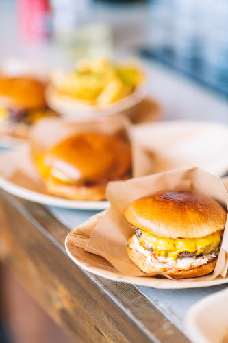 Opinii despre Tiffany's Bjølsen în Oslo - Gastronomi og hotellvirksomhet