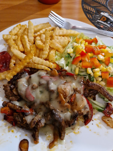 Sørlandsporten kafeteria - Gastronomi og hotellvirksomhet