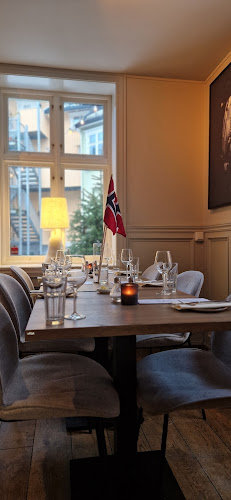 Opinii despre Bakgården Mat og Vinhus în Askim - Gastronomi og hotellvirksomhet