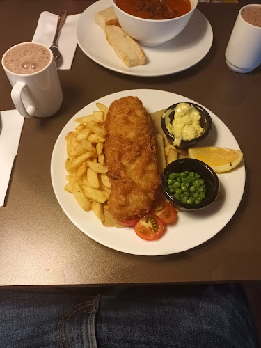 Opinii despre Kjøkken & Kaffe - Heiane Storsenter în Stord - Gastronomi og hotellvirksomhet