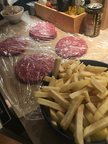 Gunnarsson Sport Och Grill - Gastronomi og hotellvirksomhet