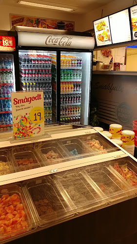 Opinii despre Birkeland Storkiosk Pizza & Grill AS în Birkeland - Gastronomi og hotellvirksomhet