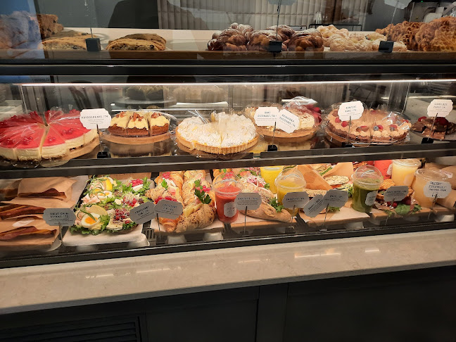 Opinii despre Jordbærpikene Narvik în Narvik - Gastronomi og hotellvirksomhet