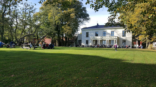 Opinii despre Nedlagte Alby Kafe F15 în Moss - Gastronomi og hotellvirksomhet