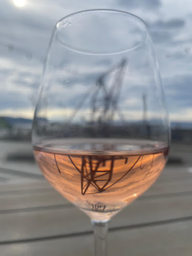 Comentarii opinii despre Ladekaia