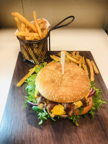 Opinii despre Steinkjer Pizza og Grill AS în Steinkjer - Gastronomi og hotellvirksomhet