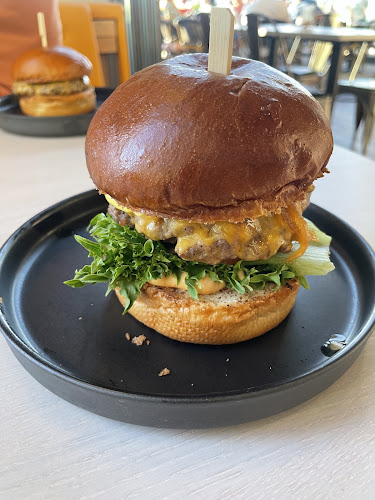 Bun's Sørenga - Tex-Mex og Burger Bar - Oslo