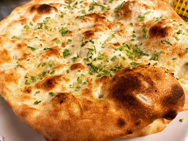 Lahori Dera Tandoori - Gastronomi og hotellvirksomhet