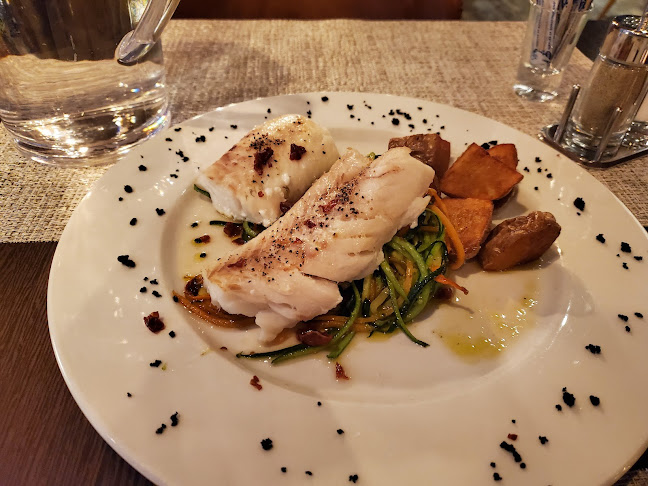 Comentarii opinii despre Surf & Turf Restaurant AS