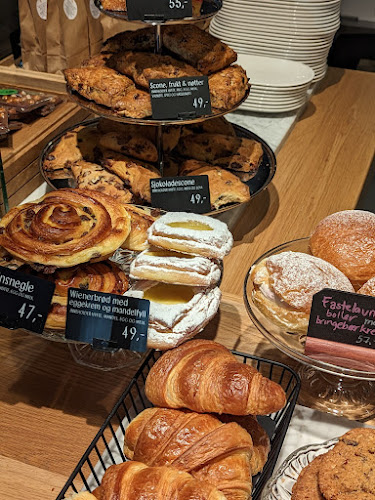 Åpent Bakeri Tjuvholmen - Gastronomi og hotellvirksomhet