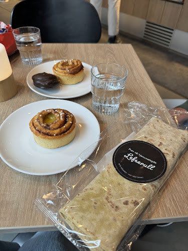 Opinii despre Dampbageriet AS -Storedampen în Kristiansand S - Gastronomi og hotellvirksomhet