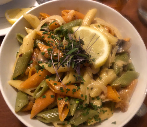 Engelsviken Brygge Fiskerestaurant - Gastronomi og hotellvirksomhet