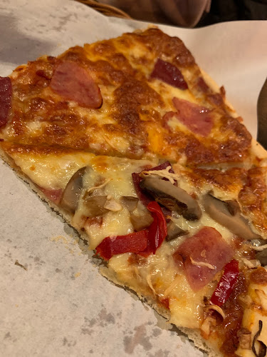 Don Pablos Pizza - Gastronomi og hotellvirksomhet