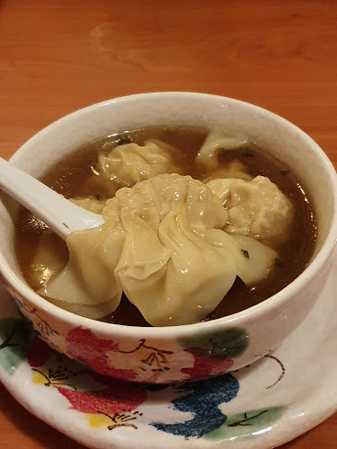 Comentarii opinii despre Hong Kong Garden