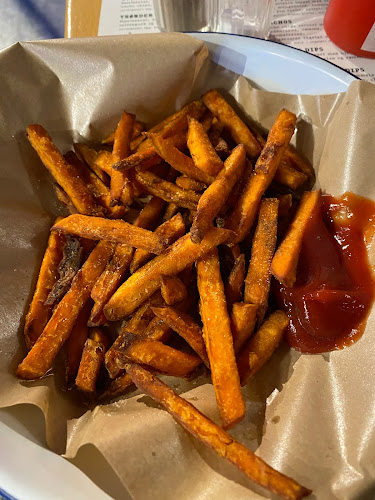 Bror - Gastronomi og hotellvirksomhet