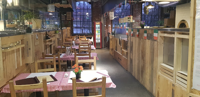 Pizzeria & Vino "La Famiglia"