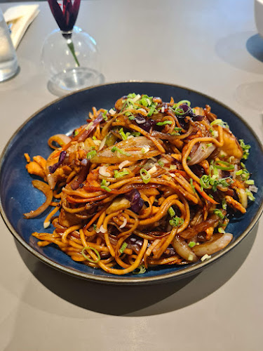 Asia City - Gastronomi og hotellvirksomhet