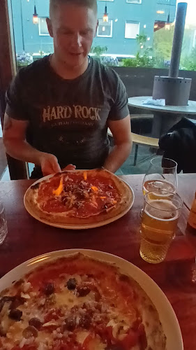 Casa Inferno - Gastronomi og hotellvirksomhet