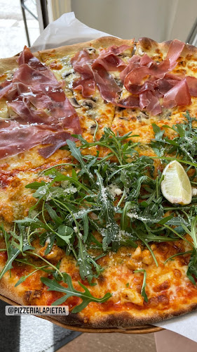 Opinii despre Pizzeria La Pietra în Oslo - Gastronomi og hotellvirksomhet