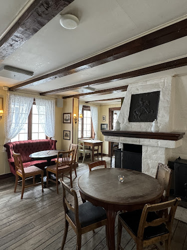 Mormors Stue - Gastronomi og hotellvirksomhet