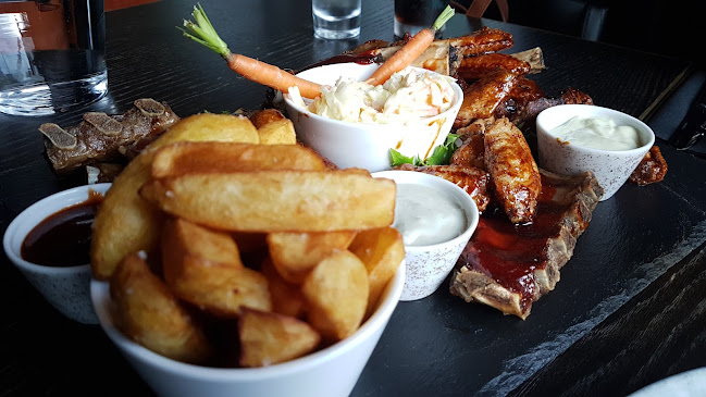 No4 Restaurant & Bar - Gastronomi og hotellvirksomhet